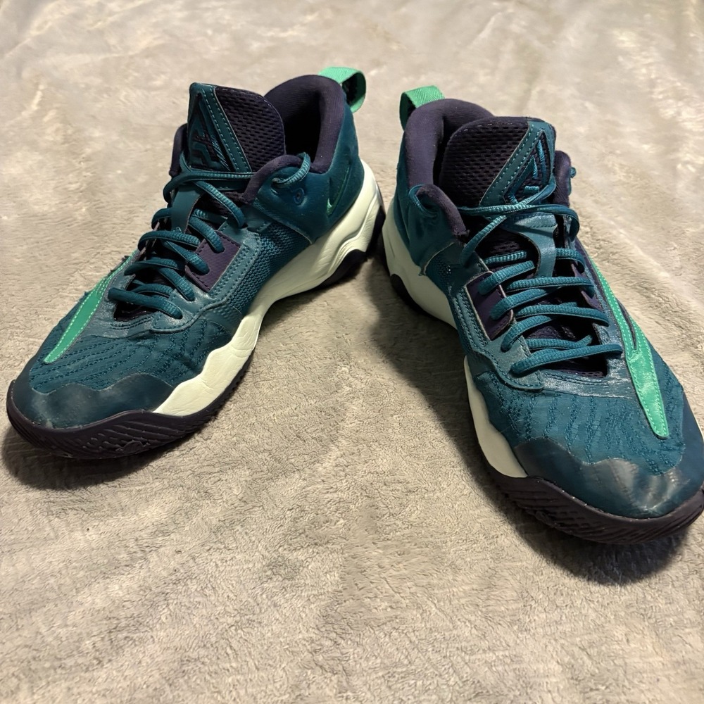 Nike Giannis Immortality Basketball Shoes Deep Teal Green DZ7533-301 Mens Sz 9